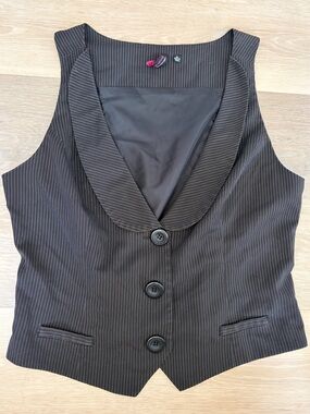 Clothing Co. Black Pinstripe Tailored Vest | Size XL